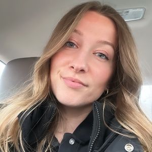 Meet your Posher, Lydia